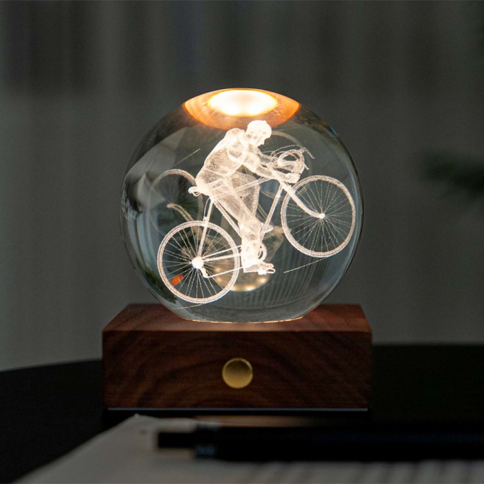 GINGKO DESIGN Amber Crystal Light, Cyclist